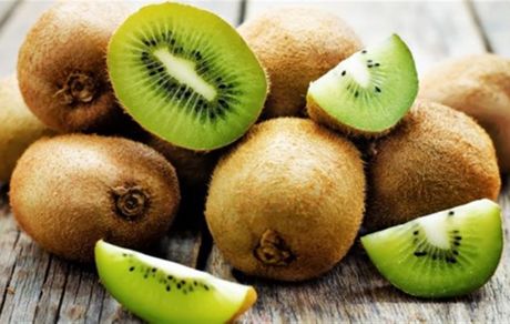 میوه ای سبز که 8 برابر سیب خاصیت دارد