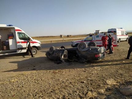 ۱۰ مصدوم در واژگونی یک مینی بوس در جاده جعفرآباد به پارس آباد