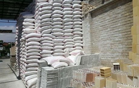 مصالح ساختمانی روی دست دلالان مانده است؟