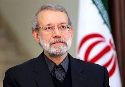 لاریجانی، پیام رهبری را به پوتین تقدیم کرد