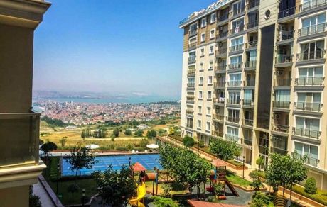 سقوط شدید قیمت ملک در ترکیه و دبی/ سرمایه ایرانیان دود شد!