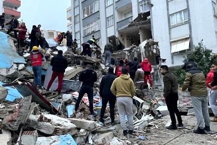 ایران، ۶ تیم امداد و نجات و درمانی به ترکیه فرستاد
