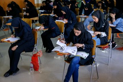 بخشی از کتاب‌های درسی پایه دوازدهم در کنکور ۹۹ حذف شد