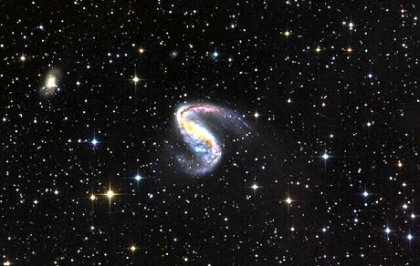 یک ایرانی برنده جایزه انجمن نجوم و اخترفیزیک کره‌جنوبی