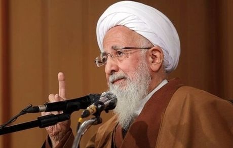 هشدار صریح آیت‌الله جوادی آملی به ائمه جمعه: گرایش‌های سیاسی‌تان را در حد اشاره هم ابراز نکنید