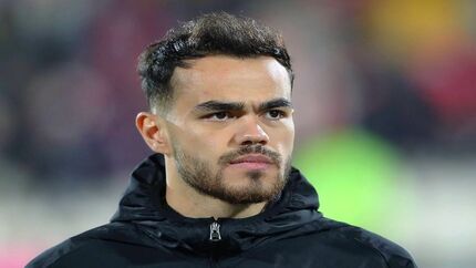 شرط ماندن ستاره ازبکستانی تیم فوتبال پرسپولیس مشخص شد