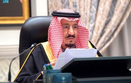 پادشاه عربستان سعودی به بیمارستان منتقل شد