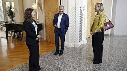 دختر ۱۶ ساله رئیس جمهور فنلاند شد