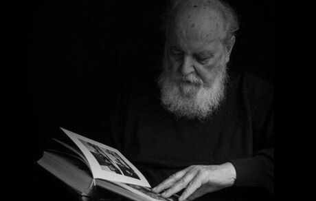 دادگاه آلمان رای به انتقال پیکر هوشنگ ابتهاج به ایران داد