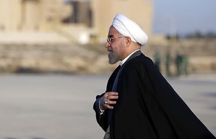 
استعفای روحانی برای نجات کشور از بن بست/ «گر تو بهتر می زنی بستان بزن»
