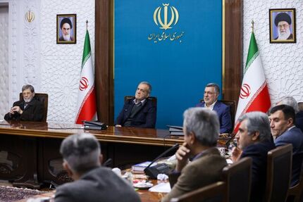 پزشکیان: با هدفمندکردن منابع سلامت، می‌توان رضایتمندی مردم را تامین کرد