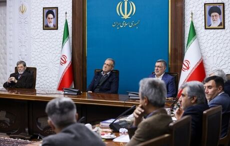 پزشکیان: با هدفمندکردن منابع سلامت، می‌توان رضایتمندی مردم را تامین کرد