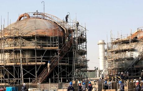 موشک باران تاسیسات آرامکو عربستان