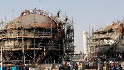 موشک باران تاسیسات آرامکو عربستان