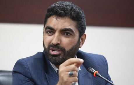اماکن ورزشی به هیات‌های ورزشی واگذار شود