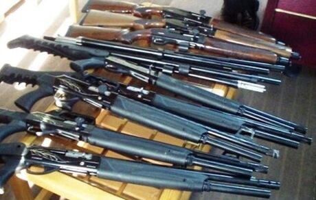 کشف یک انبار بزرگ محل اختفای سلاح‌های جنگی سبک و نیمه‌سنگین در استان سیستان و بلوچستان