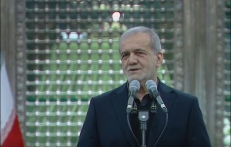 رئیس جمهور: باید به خودمان، مردم‌مان و توانمندی‌هایمان اتکا کنیم و باور کنیم چیزی از غربی‌ها کمتر نداریم