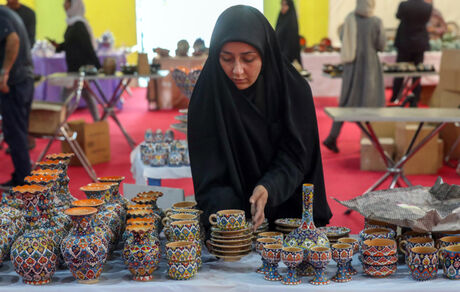 صادرات ۳۸ میلیون دلار صنایع دستی از استان همدان در یک سال