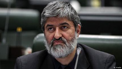 
علی مطهری: کسانی که اعتراض صنفی و سیاسی دارند باید بتوانند حرفشان را بزنند/ هر کسی را مسالمت آمیر تجمع می‌کند، بازداشت می‌کنیم
