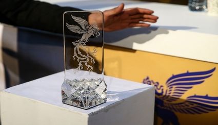 اعلام اسامی نامزد‌های دریافت سیمرغ از چهل‌وچهارمین جشنواره فیلم فجر