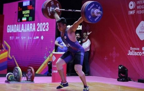 قهرمان وزنه‌بردار ۹۶ کیلوی کشورمان در قهرمانی جوانان جهان
