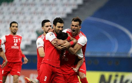 ناصر محمدخانی: پرسپولیس باید جنگ صدرنشینی را ببرد