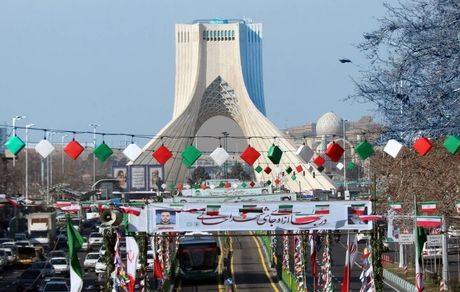 توقف وسایل نقلیه در مسیر راهپیمایی ۲۲ بهمن ممنوع است