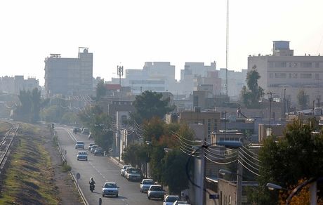 تعطیلی زودهنگام ادارات قم در پی آلودگی هوا