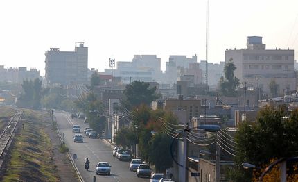 تعطیلی زودهنگام ادارات قم در پی آلودگی هوا