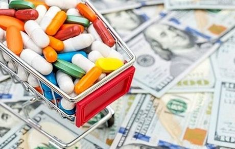 ارز ترجیحی دارو، نان و گندم حذف نمی‌شود