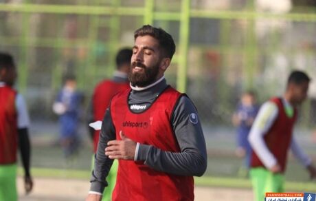مدافع شهر خودرو در آستانه پیوستن به پرسپولیس