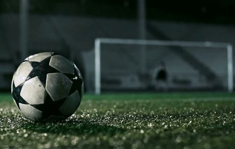 بایرن مونیخ کماکان بهترین تیم جهان / پرسپولیس بهترین تیم ایران