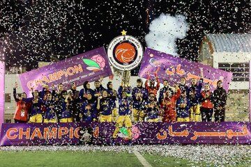 پرافتخارترین تیم فوتبال زنان ایران در آستانه انحلال!