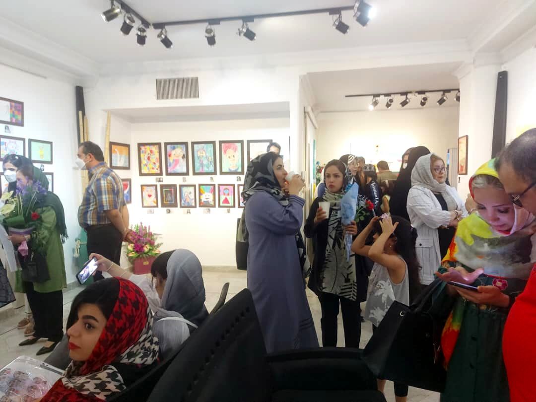 نمایشگاه گروهی نقاشی پرواز با رنگها