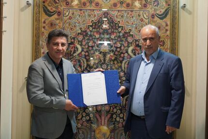 حکم سرمربیگری تیم ملی به قلعه‌نویی اعطا شد