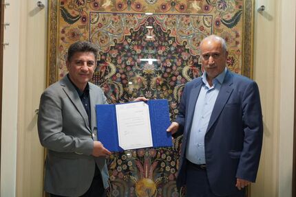 حکم سرمربیگری تیم ملی به قلعه‌نویی اعطا شد