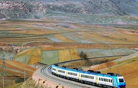 حرکت قطارهای مشهد سرخس فعلا لغو شد