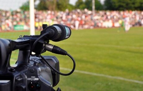 
فدراسیون فوتبال حق پخش را به مزایده می‌گذارد
