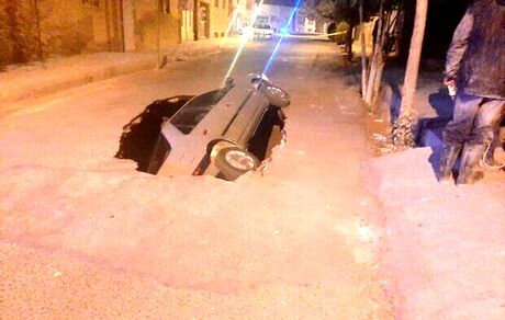 فرونشست در اصفهان، خودروی پژو را بلعید