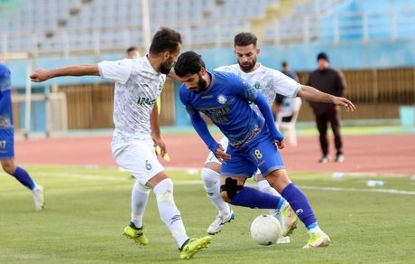 بالاخره ناظر با تعویق بازی آلومینیوم اراک و گل گهر موافقت کرد / بازی به فردا موکول شد