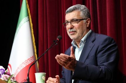وزیر بهداشت: با تغییر اتوبوسی در دانشگاه‌ها و مجموعه وزارت بهداشت موافق نیستم