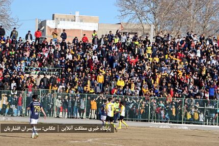 یک باشگاه لیگ یکی مدعی فروش رایگان امتیاز تیم شد