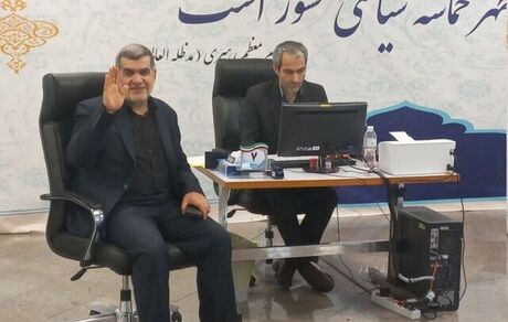 وزیر راه و شهرسازی احمدی‌نژاد کاندیدای ریاست جمهوری شد