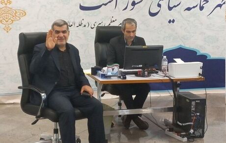 وزیر راه و شهرسازی احمدی‌نژاد کاندیدای ریاست جمهوری شد