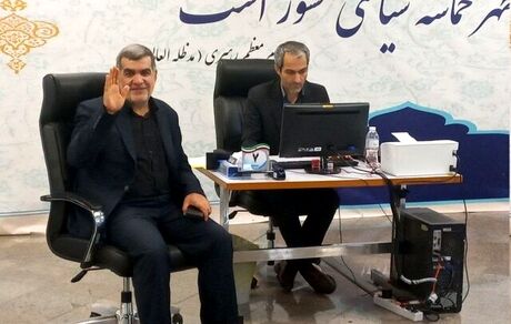 وزیر راه و شهرسازی احمدی‌نژاد کاندیدای ریاست جمهوری شد