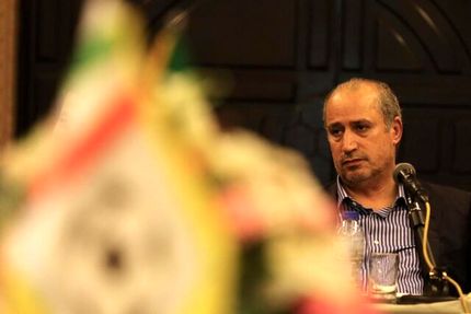 
عابدینی: تاج یا رسانه را با خود هماهنگ می‌کند یا شکایت می‌کند
