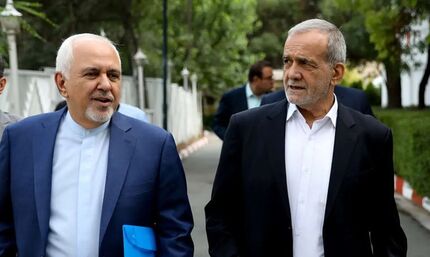 ظریف: این پیروزی بر همه آنان که دل در گرو آبادانی و پیشرفت ایران دارند خجسته باد
