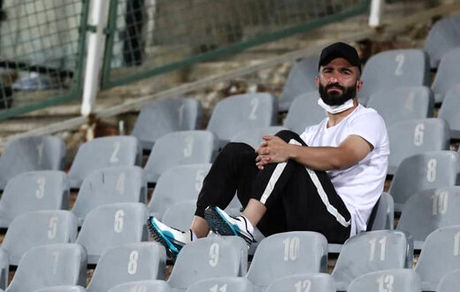 از اضافه شدن شجاعیان به لیست استقلال جلوگیری شد