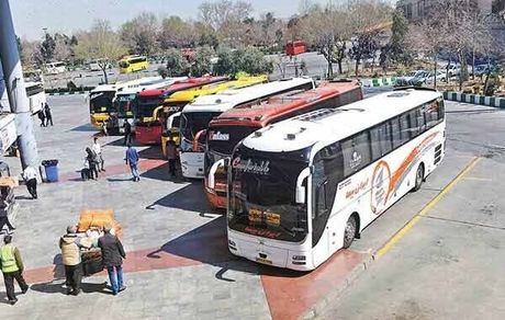 اتوبوس‌ها تنها باید ۵۰ درصد ظرفیت خود را تکمیل کنند