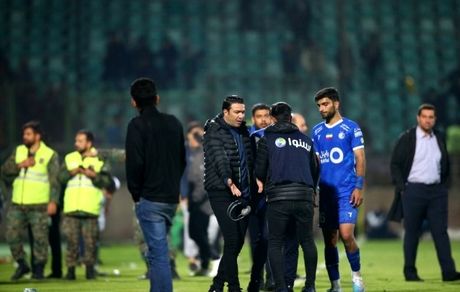 هیات فوتبال اصفهان از نکونام شکایت کرد